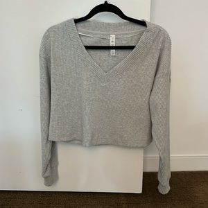 Alo Muse V-Neck Pullover
